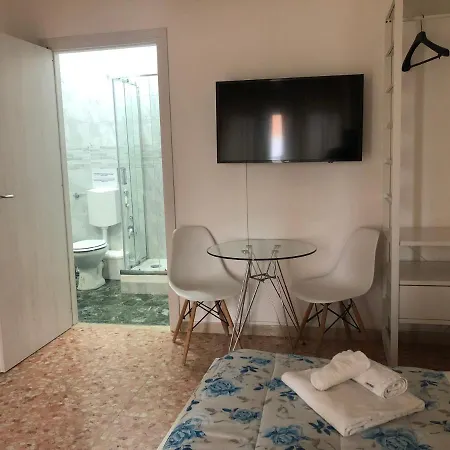 Bed A Cavour Penzion Gaeta