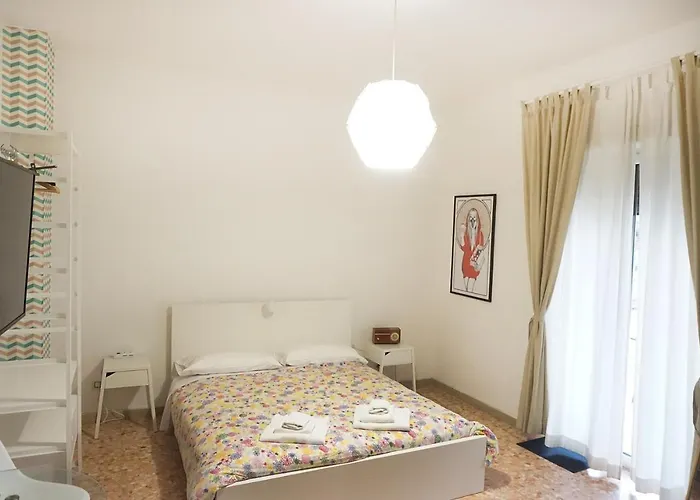 Bed A Cavour 3*