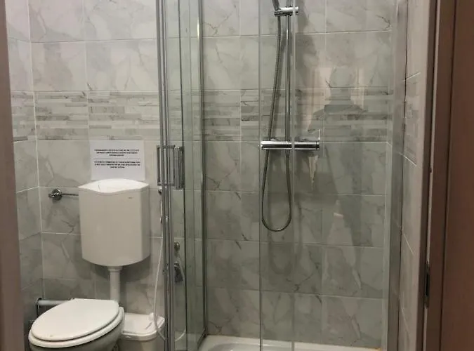 בית הארחה Bed A Cavour 3*