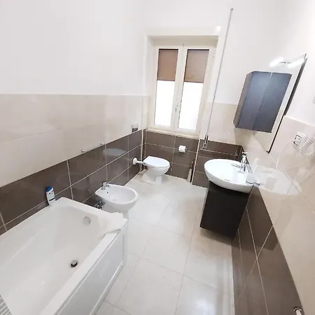 בית הארחה Bed A Cavour גאטה